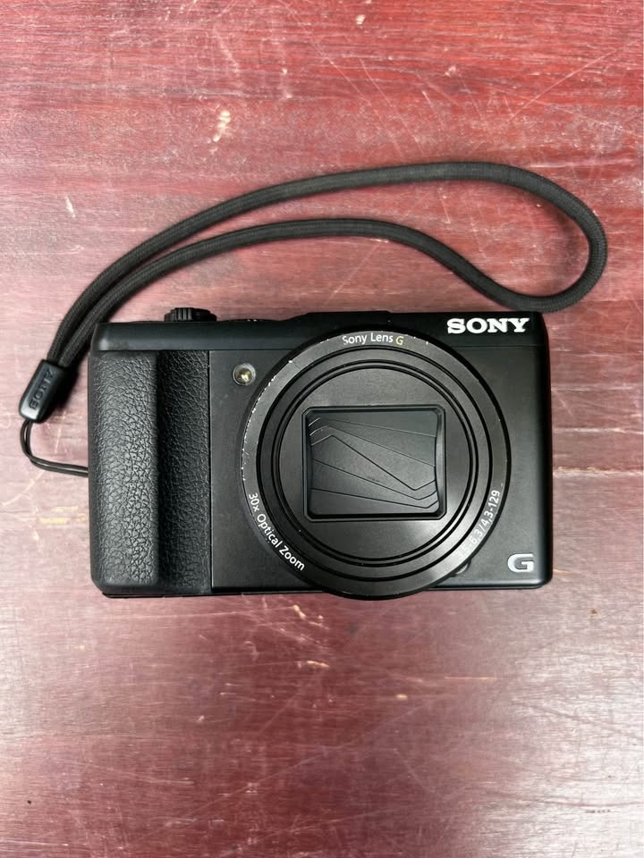 Sony DSC-HX50V/B 20.4MP Digital Camera with 3-Inch LCD Screen - photo 2