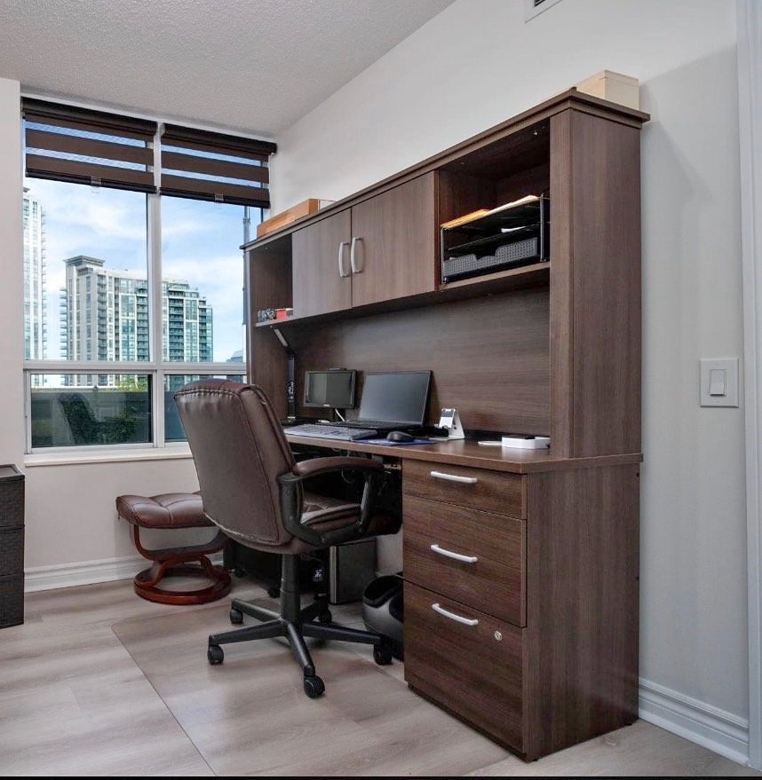 Large Executive Desk with Hutch & Drawers - Like New