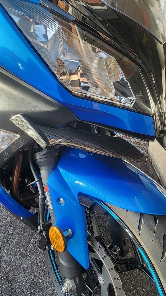 2017 Kawasaki Ninja EX300 - 11,000 km - Blue - photo 3