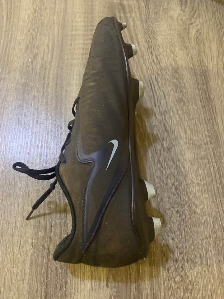 Nike Phantom 6 Club Cleats Size 9 - photo 2