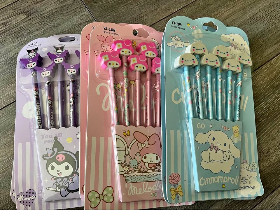 Sanrio Pencil with Eraser Set