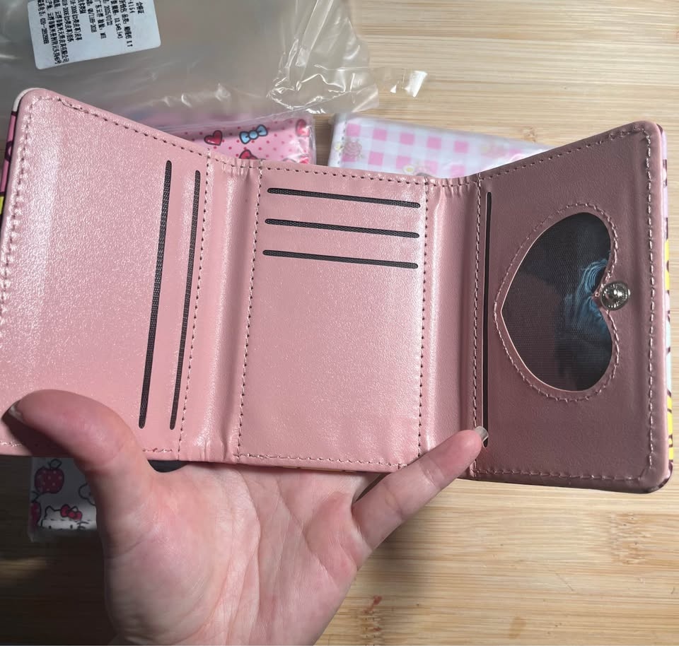 Hello Kitty Wallet - photo 2