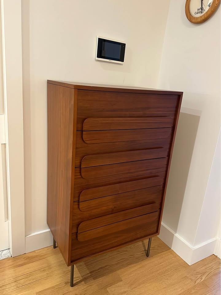 West Elm Gemini walnut dresser - photo 2