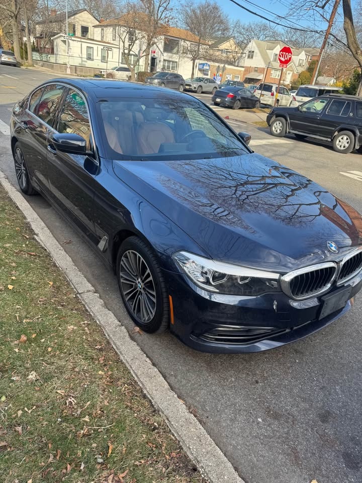 2018 BMW 5 Series 540i xDrive Sedan 4D - photo 2