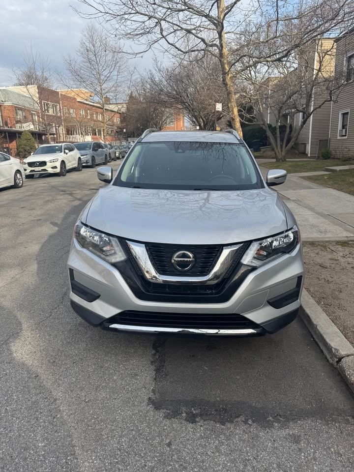 2020 Nissan Rogue SV Sport Utility 4D - photo 3