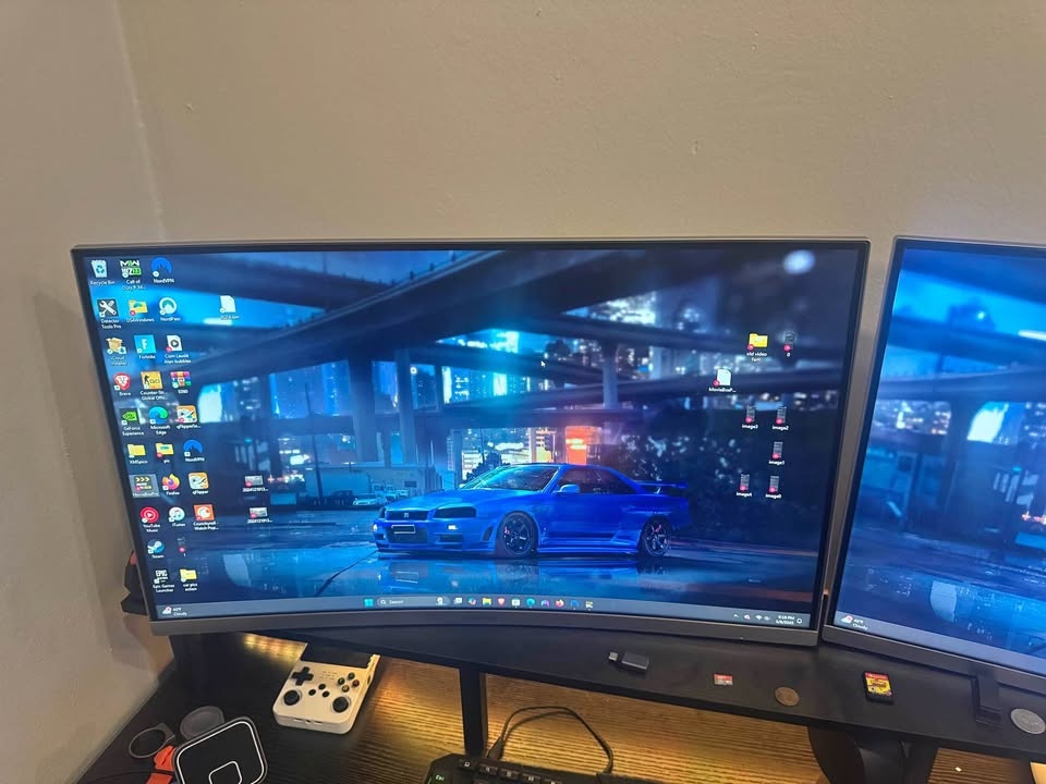 27 inch Curved Computer Monitors (2)