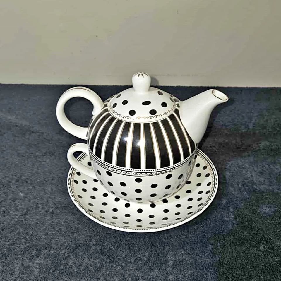 Grace's Teaware "Tea-For-One" Set - Black & White Polka Dot