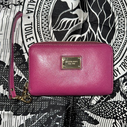 RARE Michael Kors Small Hot Pink Leather Zip Around Wallet Y2K B