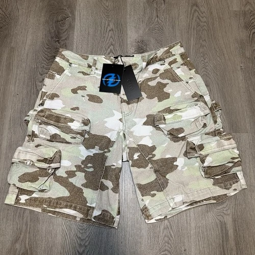 RARE CEECLA Camo Cargo Mens Short Size M