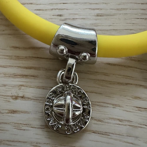 Marc By Marc Jacobs Safety Yellow Rubber Bracelet NWT - photo 2