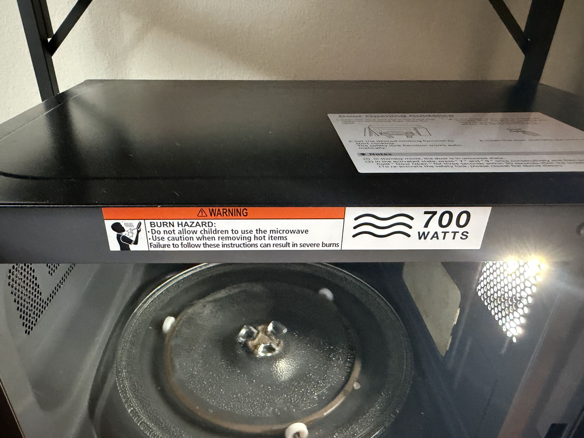 Microwave - photo 2