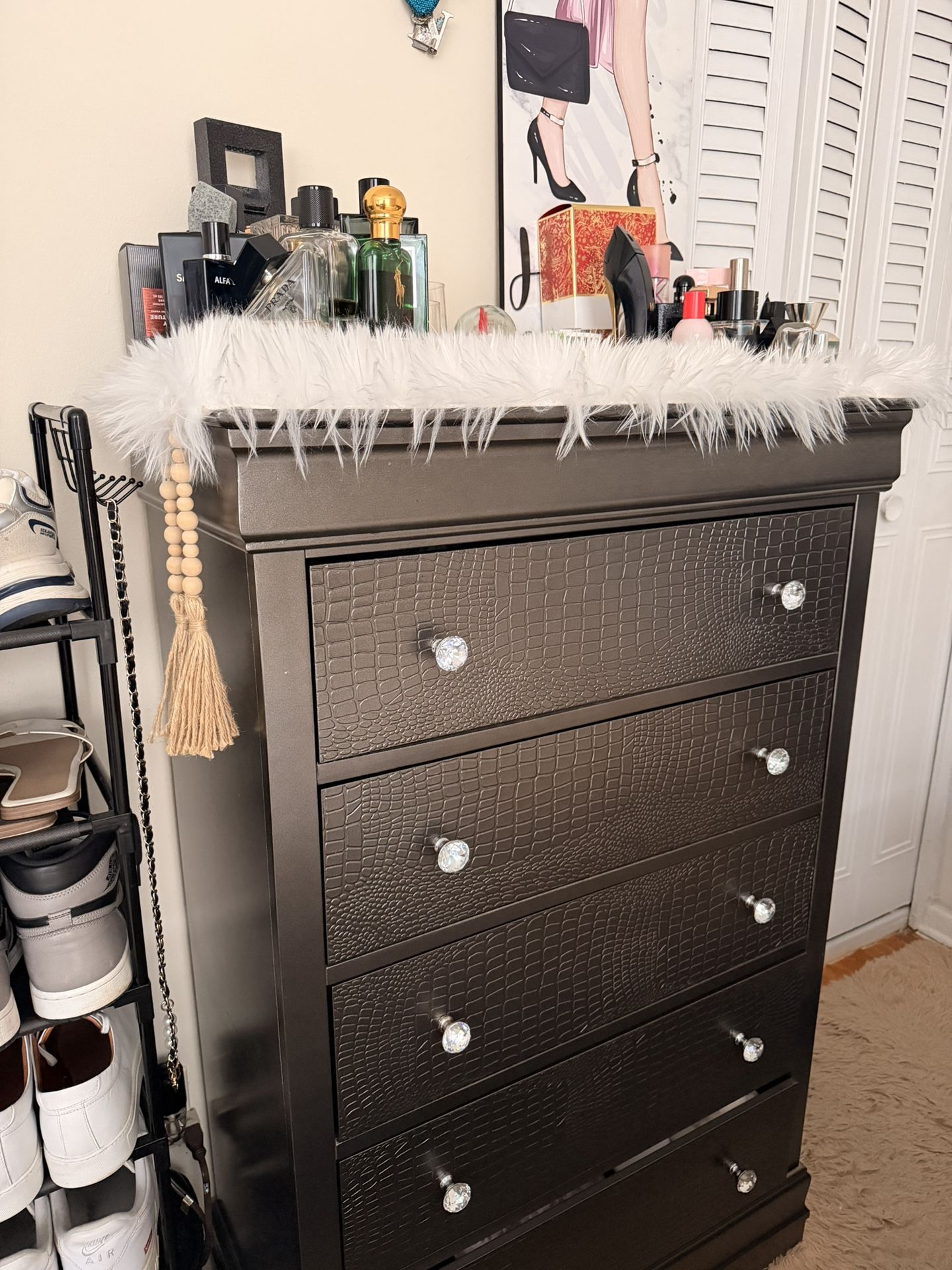 Black Wood Dresser - photo 2