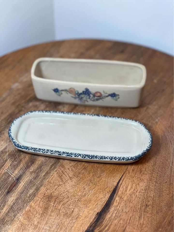 Collectible 2002 Home & Garden Party Fruit Butter Dish - photo 3