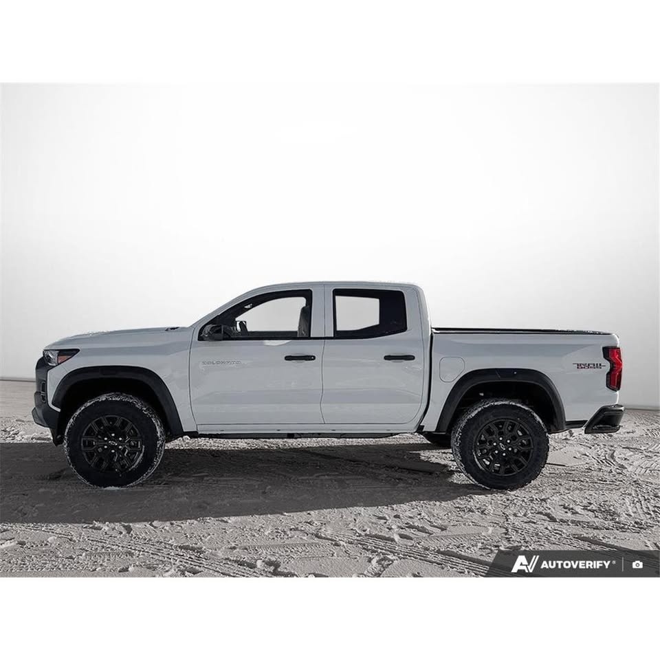 2026 Chevrolet Colorado Trail Boss - 10 KM - photo 2