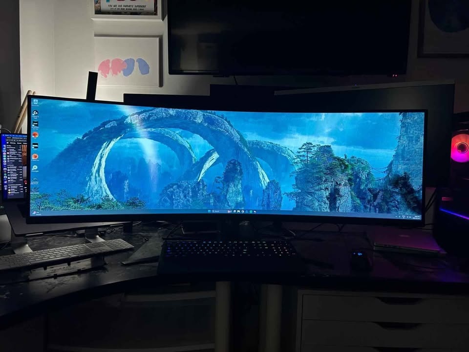 ASUS 49" Ultrawide Curved Gaming Monitor - photo 2