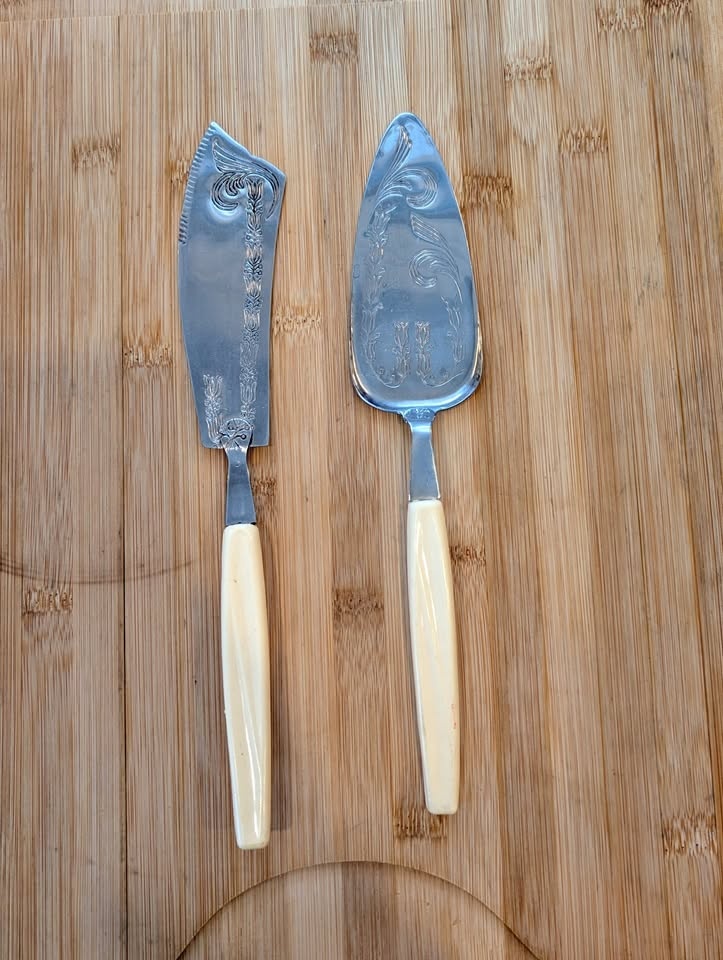 Vintage MAR.DER Italian Serving Set - MCM Stainless Cake & Chees