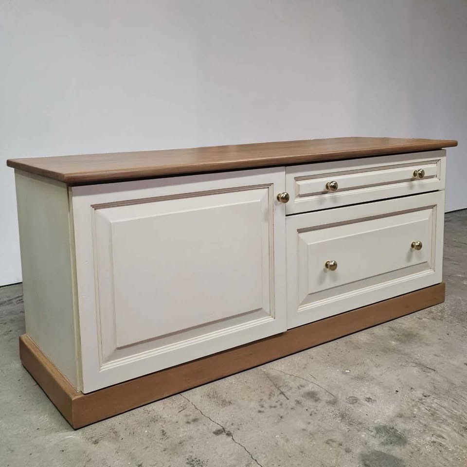 Refinished tv stand/ office cabinet. - photo 3