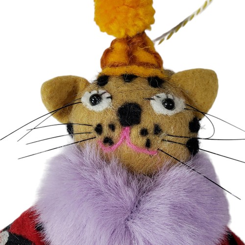 Wollen Cat Hand Made Ornaments - photo 4