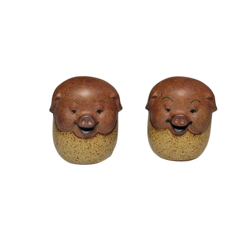 UCTCI Japan Happy Pig Salt & Pepper Shakers Stoneware