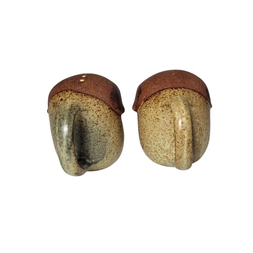 UCTCI Japan Happy Pig Salt & Pepper Shakers Stoneware - photo 5