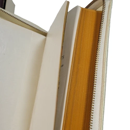 Vintage HOLY BIBLE KJV 1950's Junior Gift World Bible White - photo 3