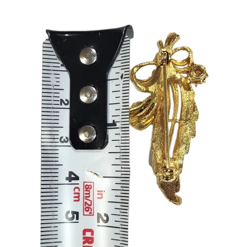 Vintage Lions Club International Gold Tone Leaf Brooch Pin Set o - photo 3