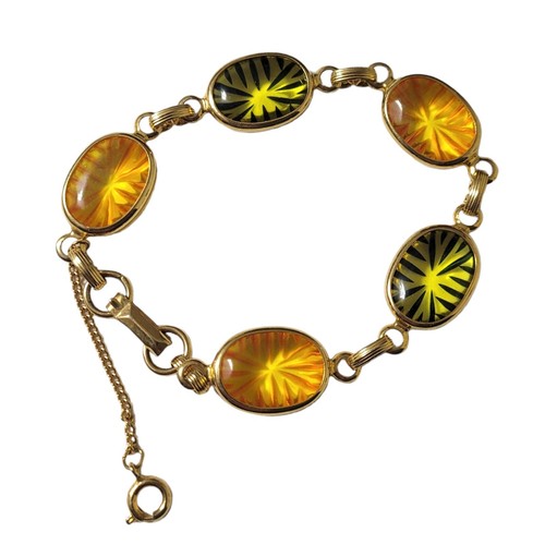 Vintage 1970s Celebrity N.Y. Gold Tone Bracelet - photo 3