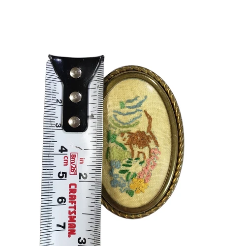 Vintage 1940s Petite Point Needlepoint Brooch - photo 3
