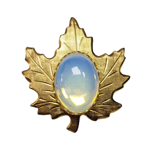 Vintage Maple Leaf Jelly Belly Style Gold Tone Pin Brooch