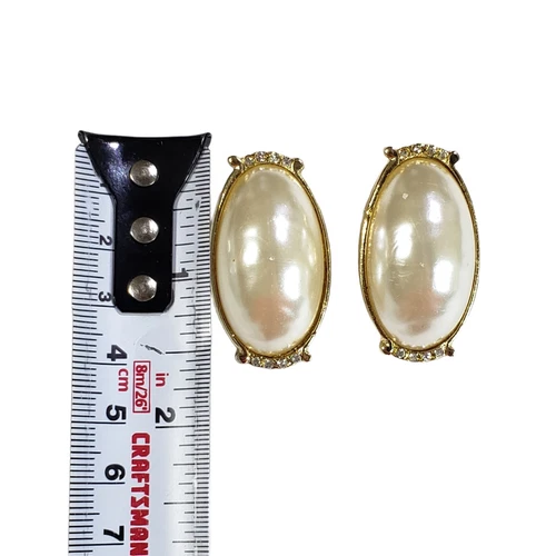 Vintage Bulky Clip On Earrings Pearl? Gold Tone - photo 4
