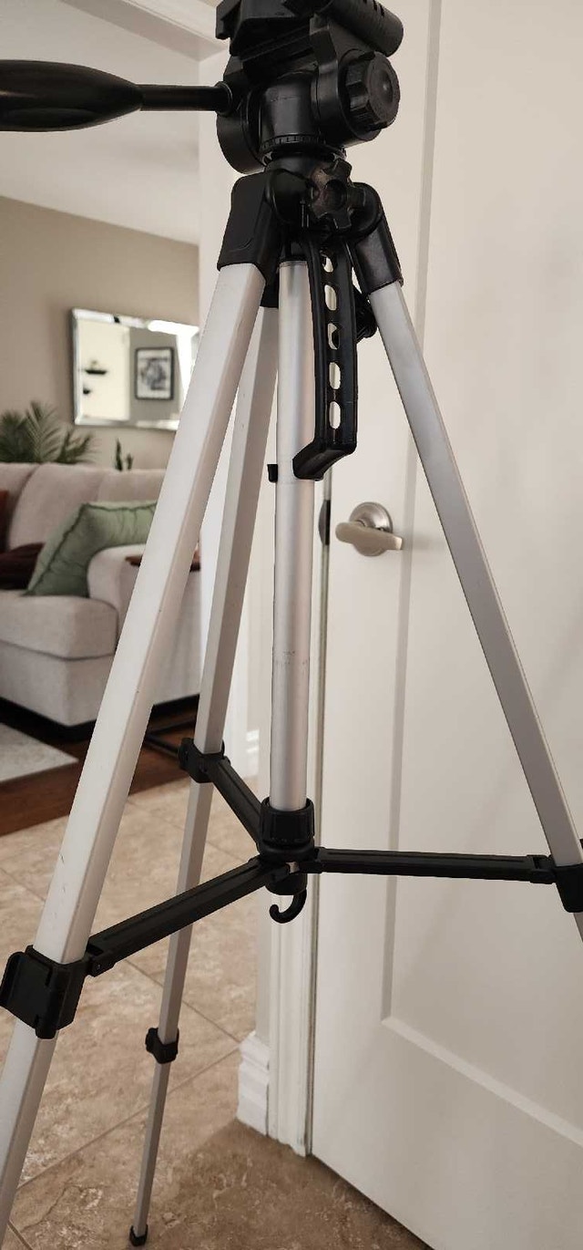 Soligur Camera Tripod - photo 3