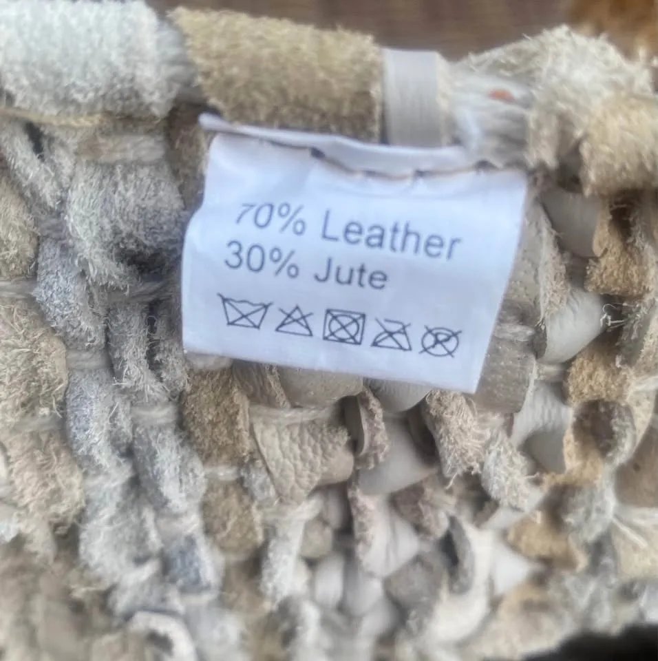 NWT Handwoven Recycled Leather & Virgin Jute Tote image indicator(4)