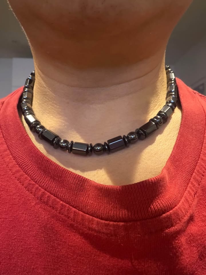 Beaded Magnetic Necklace - photo 3