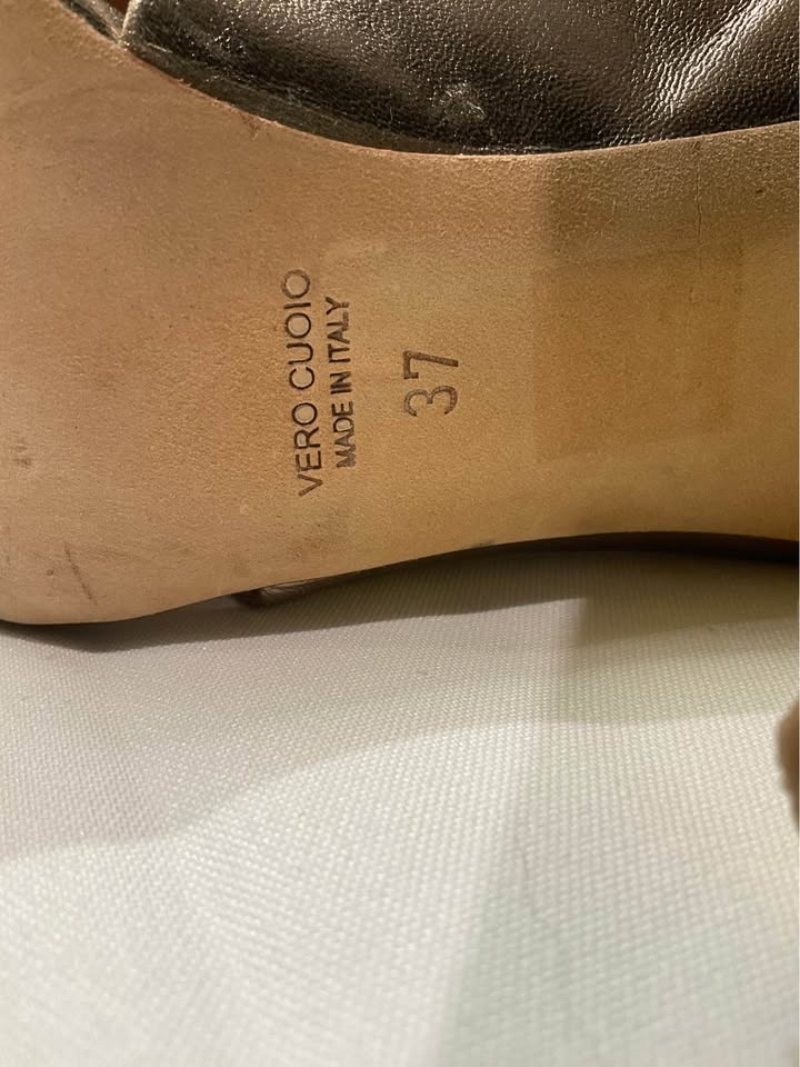 Gold Leather Mules with Scalloped Heel - Size 37 - photo 4