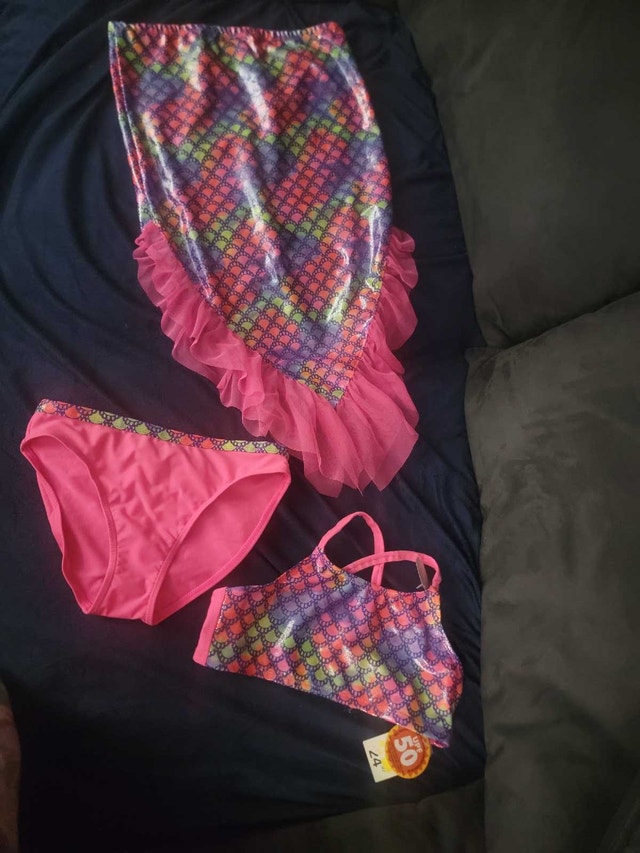 Girls Swimsuit Brand New Size 14-16