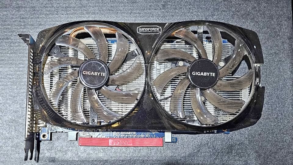 PC Upgrade Bundle – RAM + GPUs + Monitor Stand