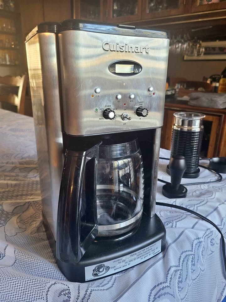 Cuisinart Coffee Machine DCC 1200 brew coffee maker