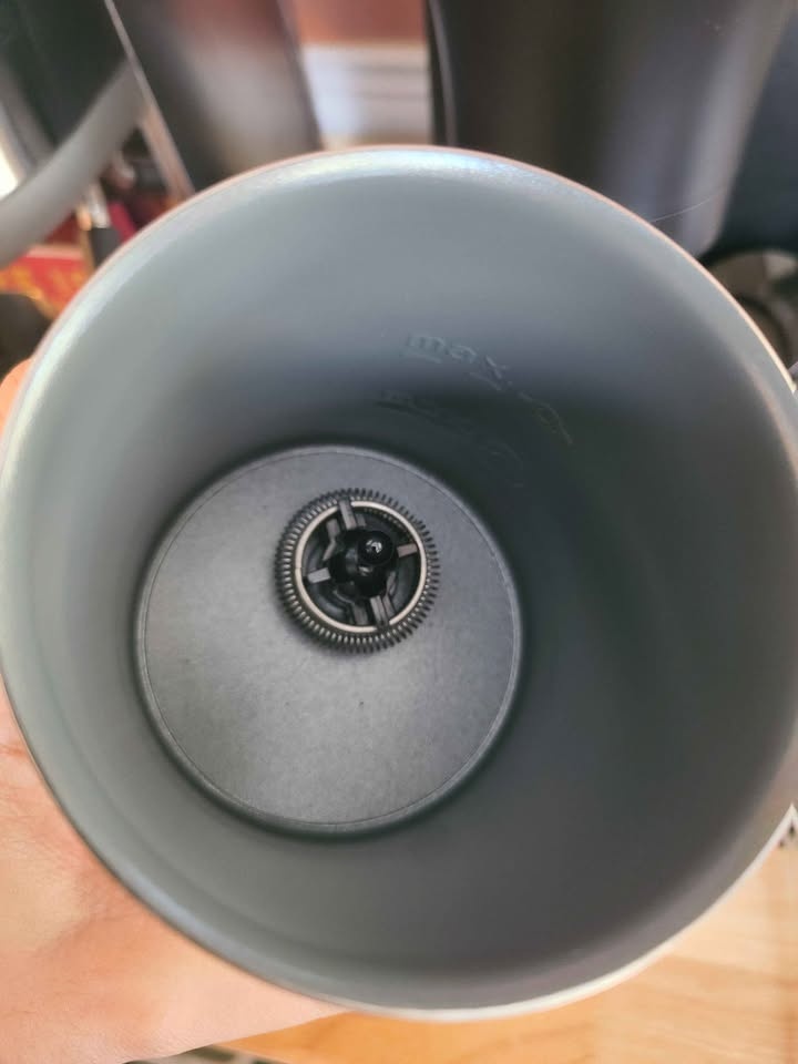 Nespresso Aeroccino 3, Milk Frother and Cold Foam machine - photo 2