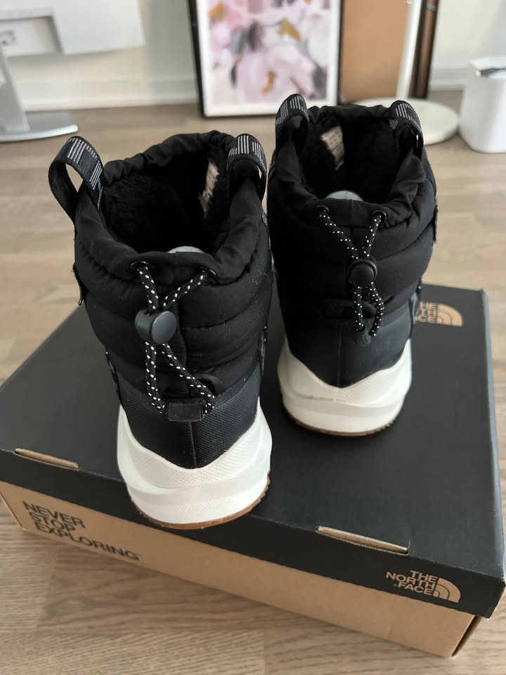 The North Face ThermoBall Boots — Women’s Size 9 - photo 3