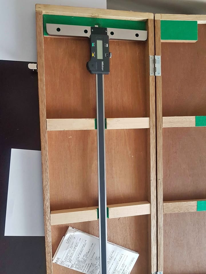 Mitutoyo Height Gauge 24"