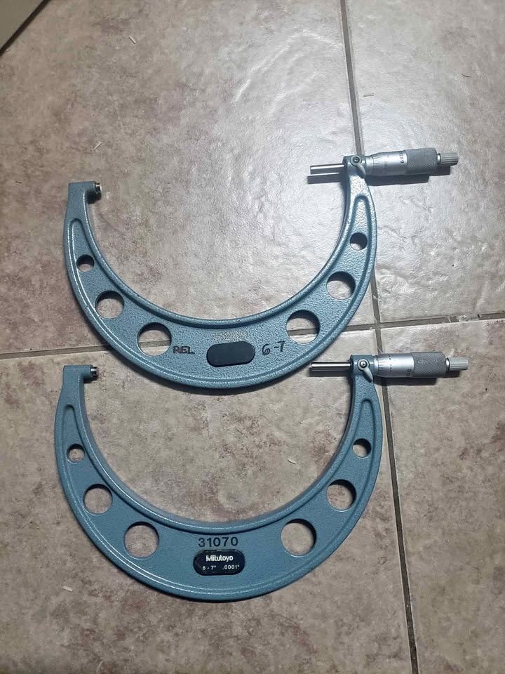 Mitutoyo 6-7" Micrometer