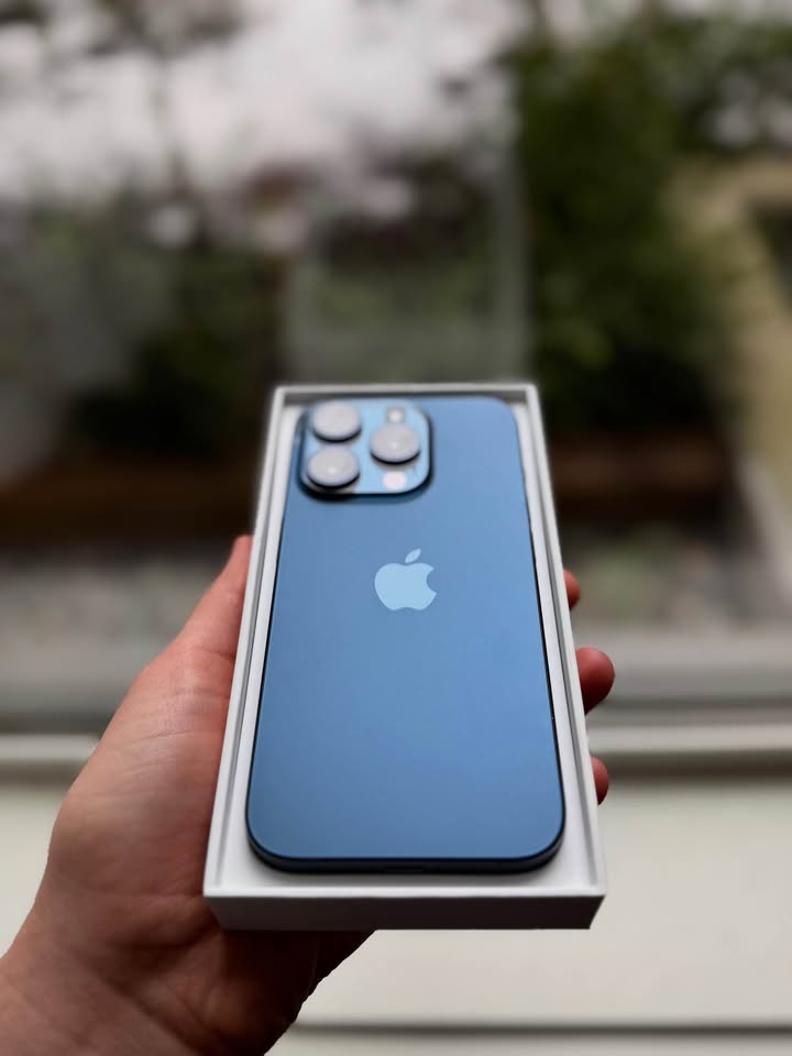 iPhone 15 Pro – Blue Titanium – 128GB - photo 3