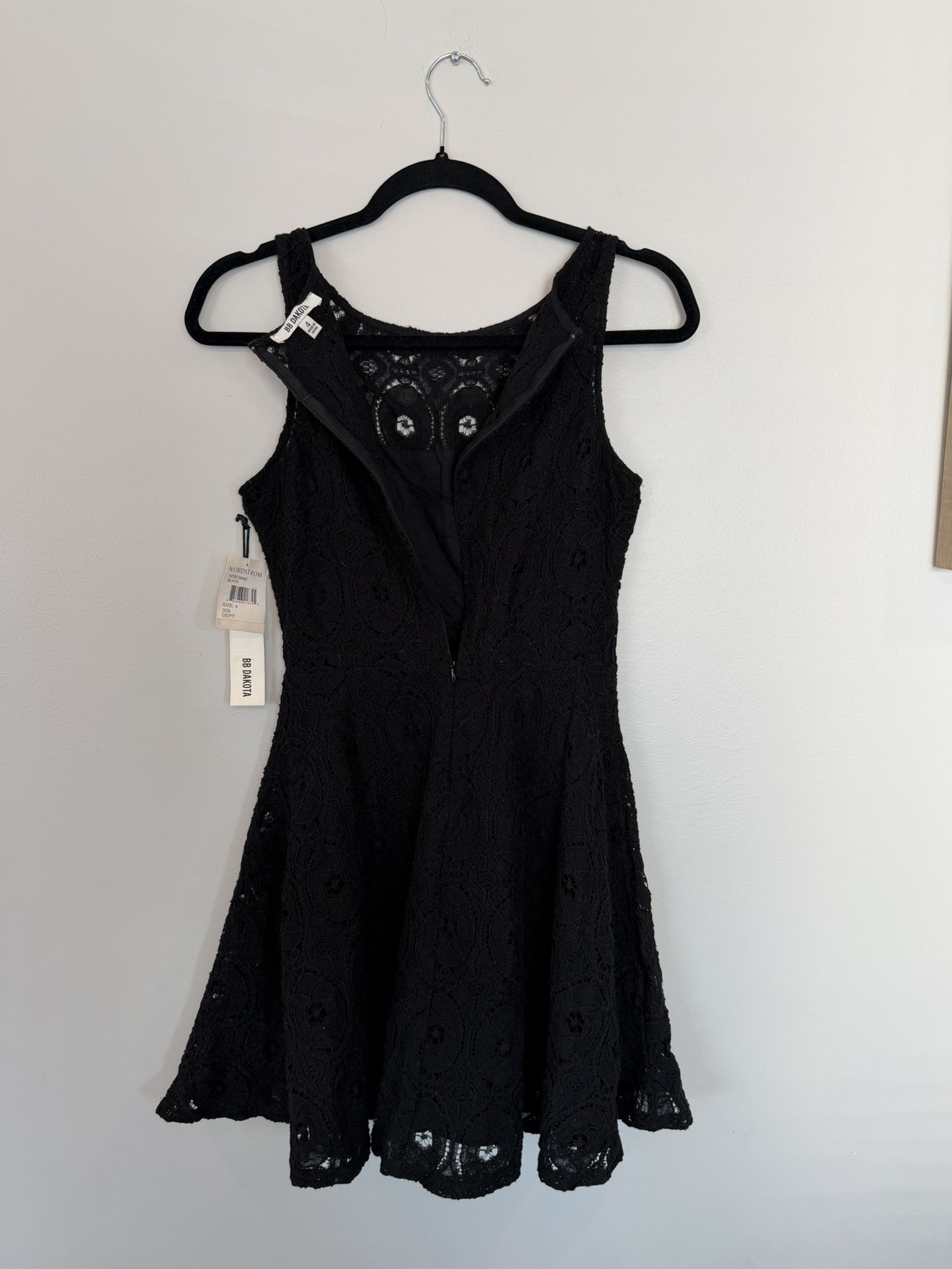 NWT Women's Black Lace Fit & Flare Dress -BB Dakota Renley 4 - photo 5