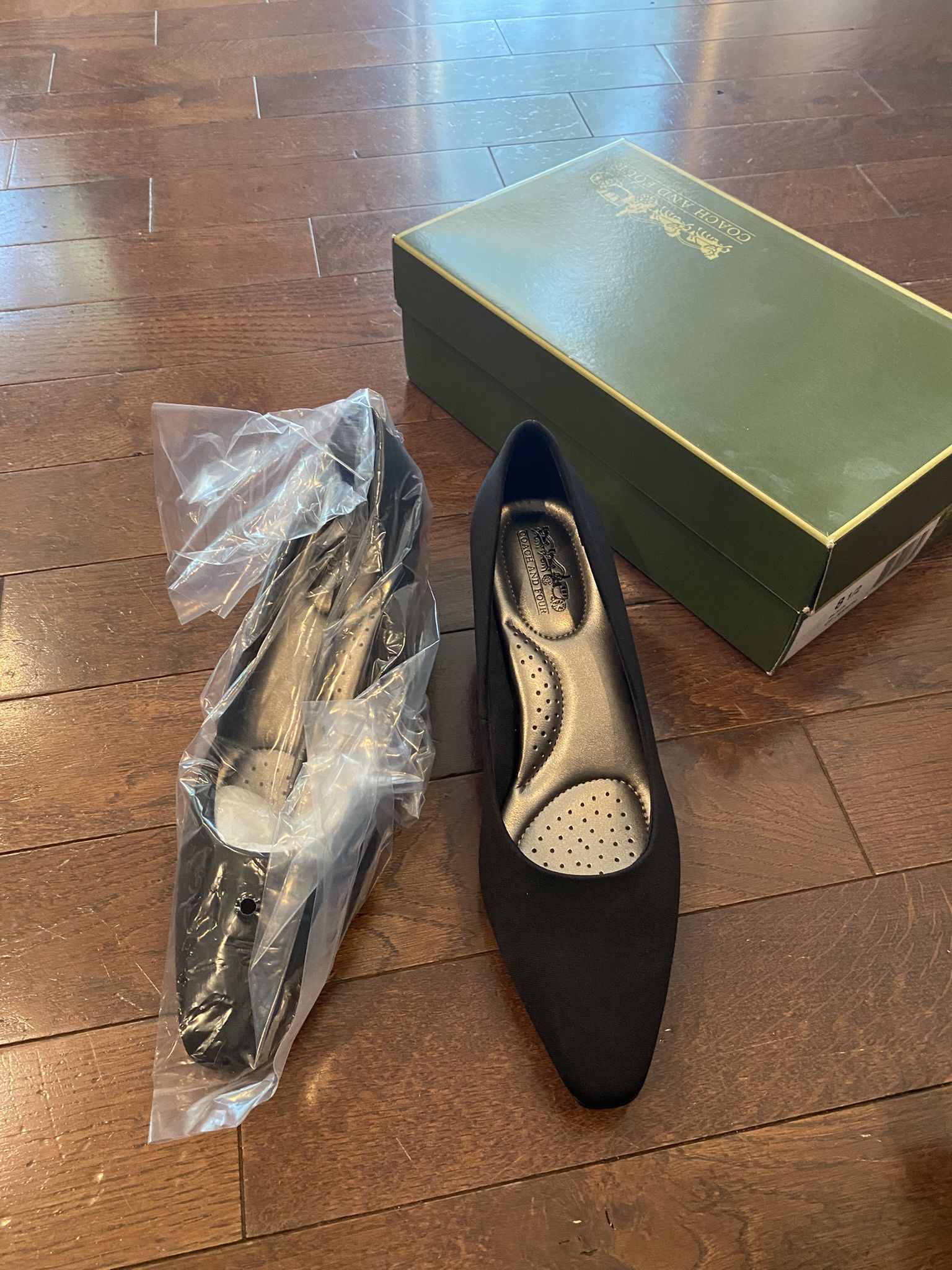 Women's Black Dress Shoes Size 8.5 New in Box - photo 4