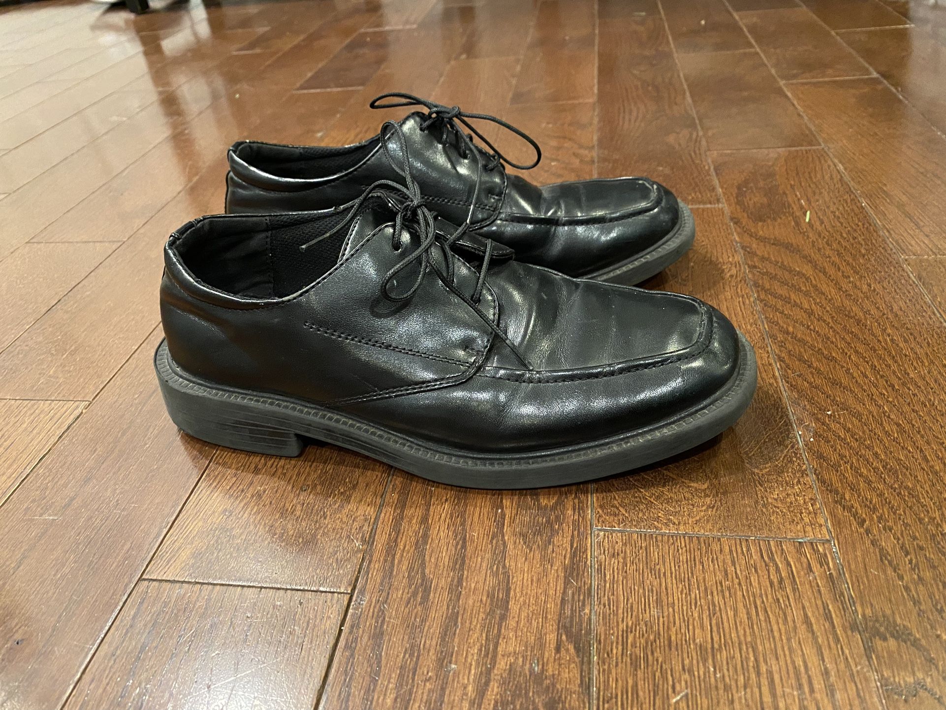 Boys Size 5.5 Black Dress Shoes $8 - photo 5