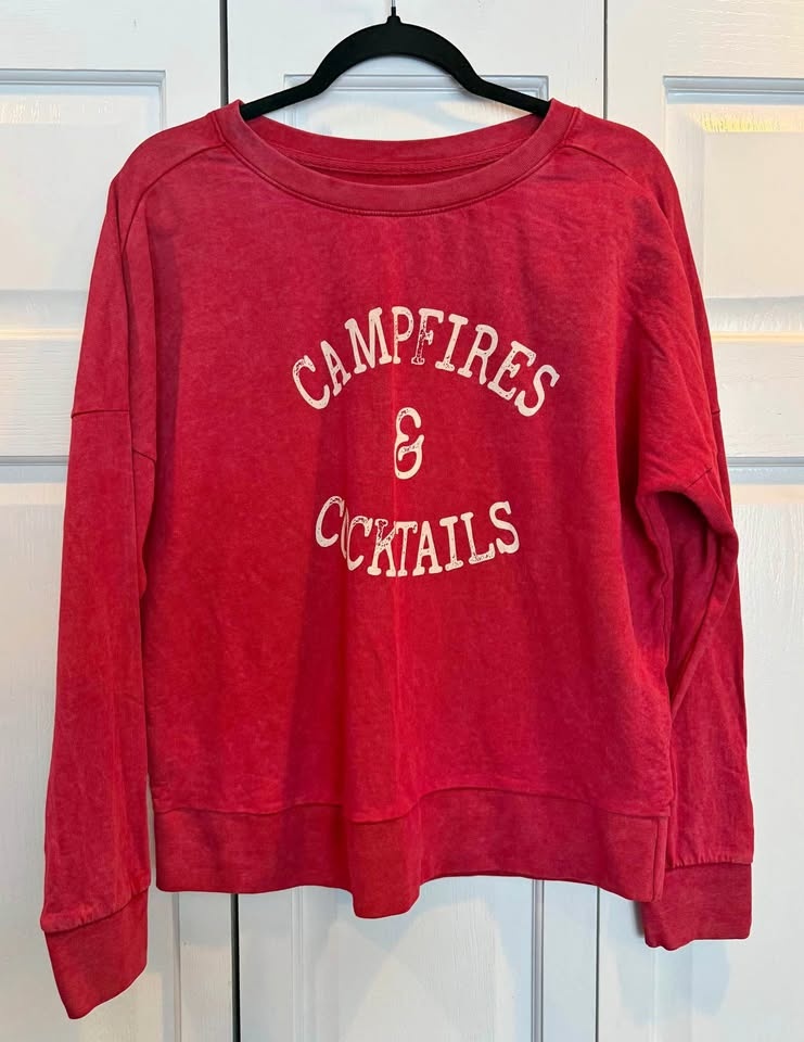 Women’s Oversized Medium Comfy Crew Neck Sweatshirt $12