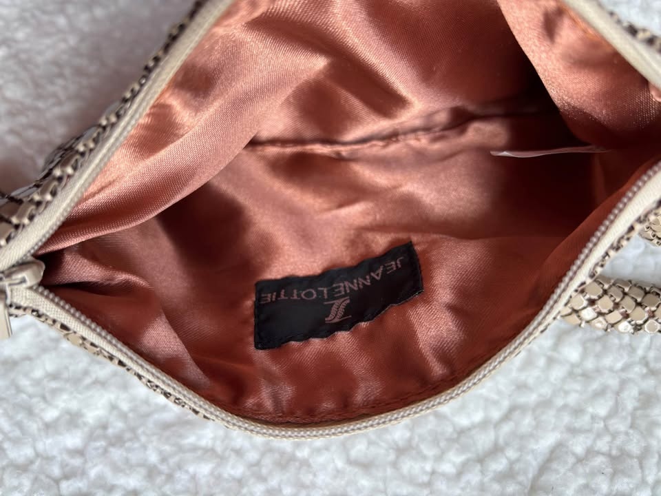 Vintage 90s/Y2K Jeanne Lottie Mini Metal Mesh Purse - photo 4