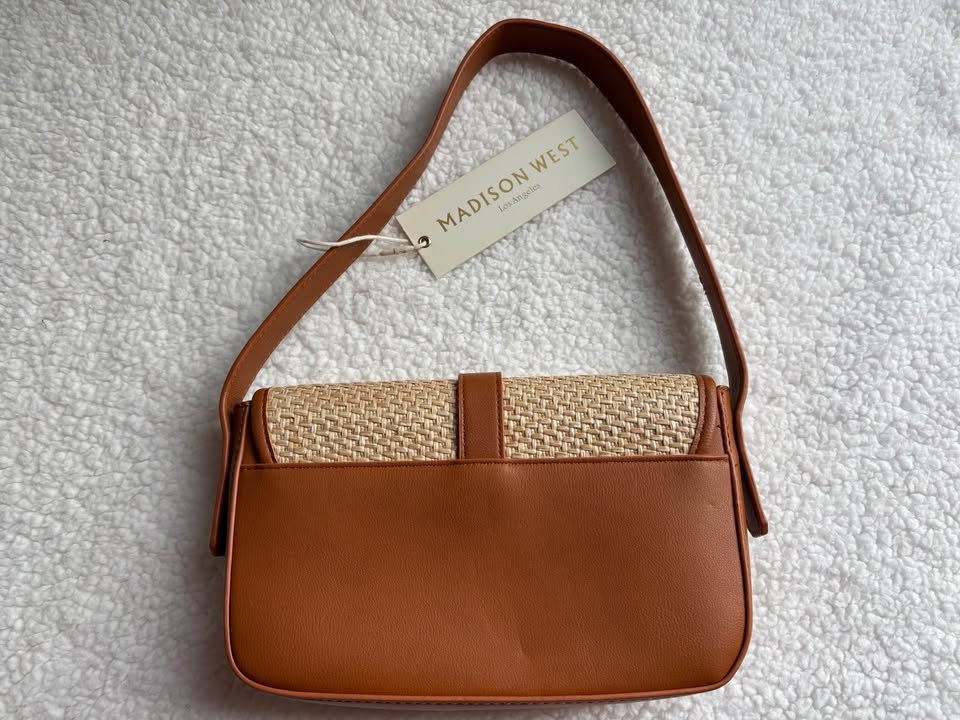 NWT Madison West Summer Straw Woven Buckle Shoulder Bag - photo 2