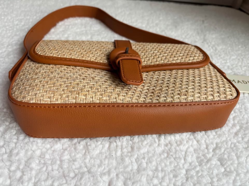 NWT Madison West Summer Straw Woven Buckle Shoulder Bag - photo 3
