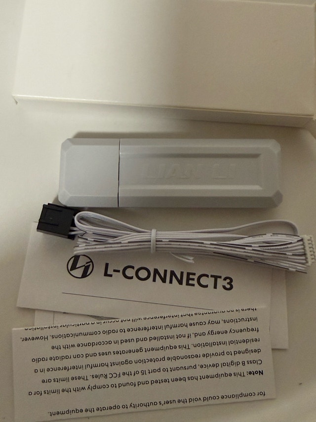 Lian Li L-CONNECT 3 Fan Controller wireless Hub - photo 2